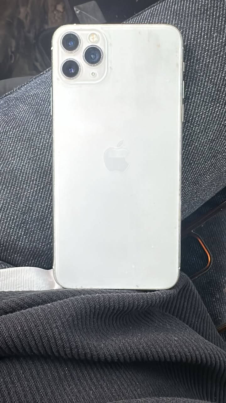 ايفون11 برو ماكس للبيع ذاكره 64 مبدل فقط شاشه وبطاريه كله اصلي سعره 230


**إذا كنت صاحب هذا الإعلان وتريد حذفه لأي سبب، رجاءا أرسل رسالة إلى الدعم الفني**