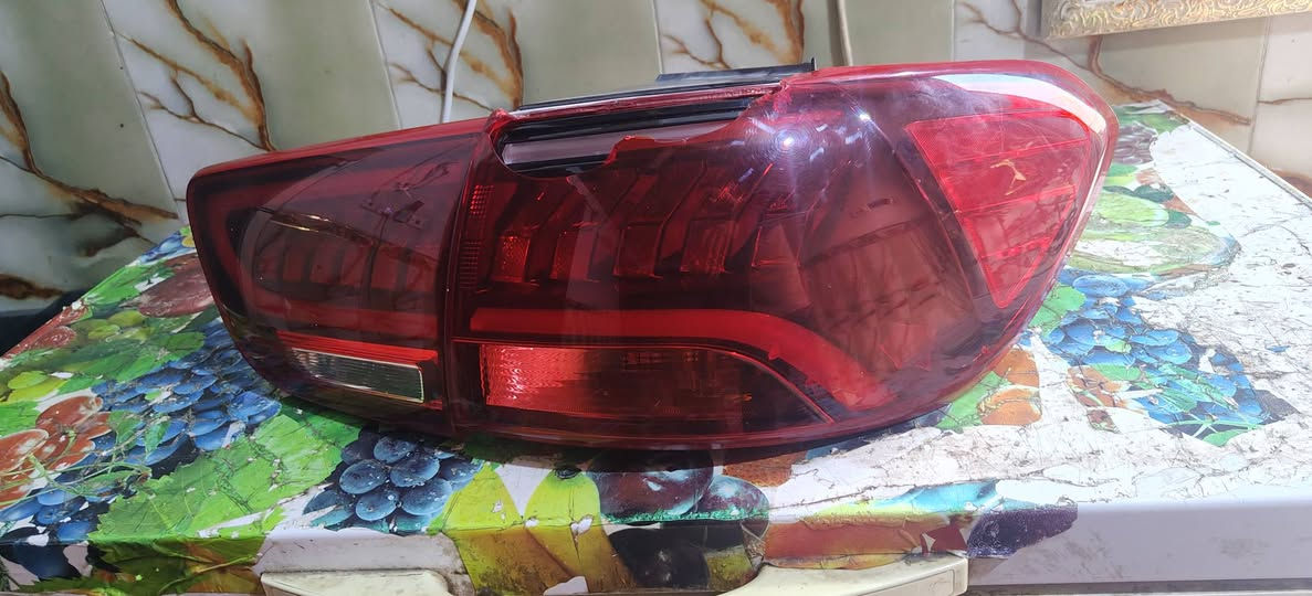 بك لايت سورنتو جهه لايمن بيه كسر بجامه موضح
نضيف جدا قيم وتصل 
البصرة دور نفط 
***********
