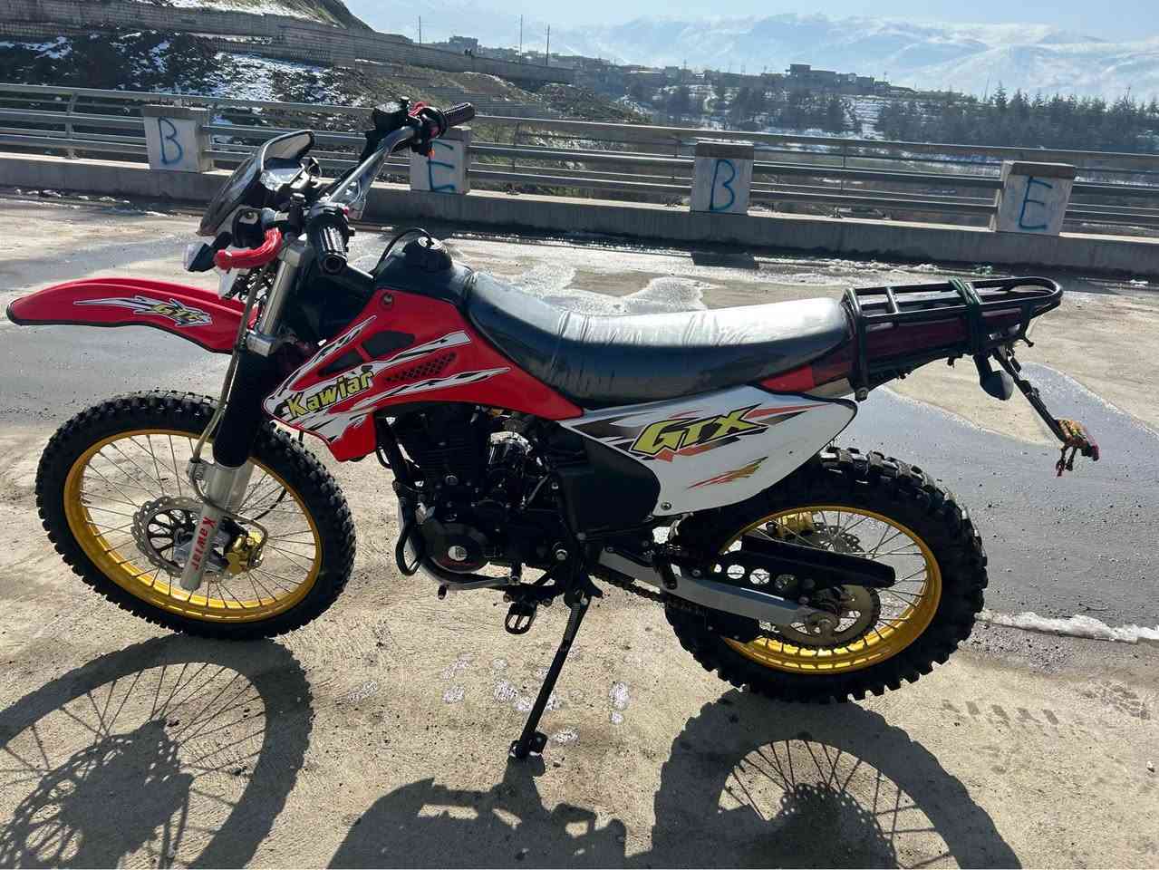 کەویاری ئەسڵی 
2024
200cc
ماتۆرەکە تا بڵێی توند و تۆلە 
نە دوکەڵ نە دەنگ نە سەرف نە هیچ شتێک بە بێمنەتی 
مەکینەی کەپس بورخی لێ بانەدراوە
لەتایەی پێشەوە بۆ دواوە  بە شەرت
یەک ۲٥٠ مەسرەف تیا نییە
ماڵی دۆستە
نرخی۹٠٠ مەحامەلە لەگەڵ موشتەریش دەسازێم 
لۆک لۆکە بشدار, السليمانية


**إذا كنت صاحب هذا الإعلان وتريد حذفه لأي سبب، رجاءا أرسل رسالة إلى الدعم الفني**