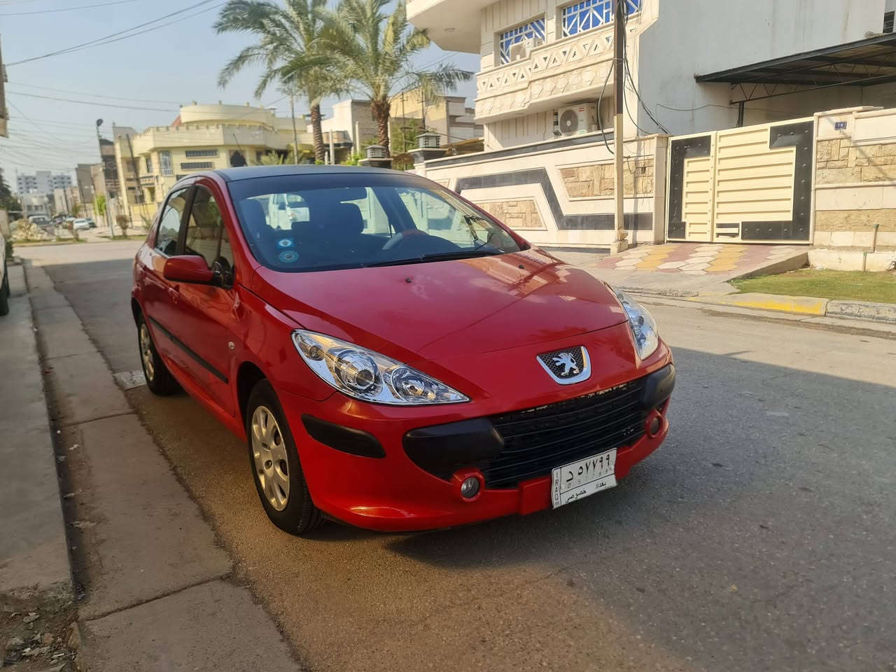 بيجو فرنسي موديل ٢٠٠٦ ماشيه ١٣٥ جاهزه السياره من كلشي كير محرك تبريد صدر تخم تاير بدون حادث او ضربه 
السعر ٦١
للإستفسار ***********وبيه مجال قليل الشراي ايخابر مامتواجد عل فيس مكانها البلديات اليدور جديد هاي جديده السياره
