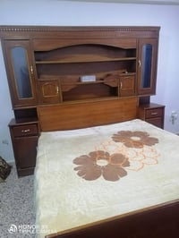 للبيع  مكيف طنين شغال نظيف سعر ٢٥٠  غرفه نوم احطاطه صاج سعر ٥٠٠ 078089...