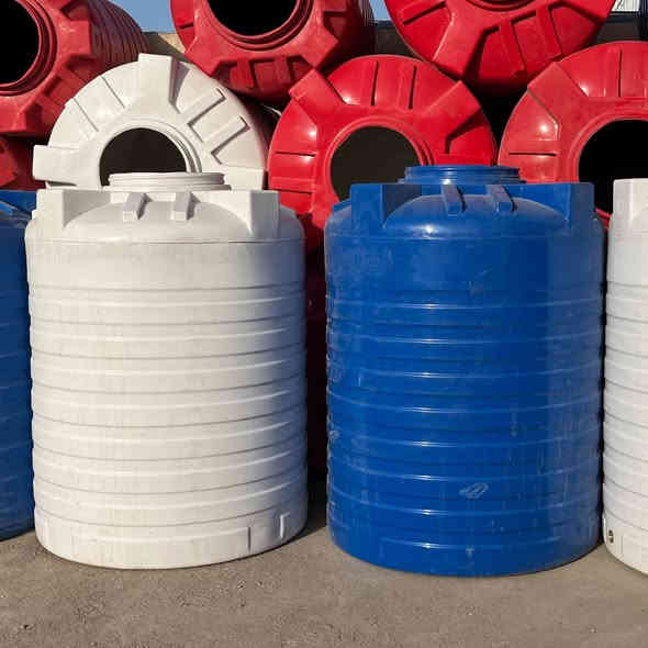 السلام عليكم
معمل خزانات الشاهين 🦅
خليك مطمئن دائمًا ويانا ✅

خزانات الشاهين مصممة بحماية UV ضد أشعة الشمس فوق البنفسجية والحرارة، وتمنع تكون البكتيريا 🌞💧
جميع خزاناتنا تصنع من مادة البولي إيثيلين الغذائي المعتمد دوليًا وبحسب المعايير الأوروبية ✅

تحتوي خزانات الشاهين على مادة مخصصة غذائيًا، ناصعة البياض، تمنع تراكم الشوائب داخل الخزان وتحافظ على نقاء الماء 💦

📣 خزان بالحجم الحقيقي؟ نعم، حرفيًا!
🔵 مع معمل الشاهين، ما تراه هو ما تحصل عليه:
✅ سعة 100% حقيقية
✅ حجم مطابق تمامًا للمواصفات
✅ تصميم يوفّر أكبر استفادة من المساحة
✅ مثالي للاستخدام السكني، التجاري والصناعي

💬 الجودة تبدأ بالصدق… وقياساتنا تبدأ من الواقع

الأحجام المتوفرة:
 • 1500 لتر
 • 1300 لتر
 • 1000 لتر (أشكال مختلفة 3️⃣)
 • 500 لتر عمودي
 • 500 لتر أفقي

متوفر بجميع الطبقات ✅

📦 إذا كنت بأي محافظة من محافظات العراق، نستطيع توصيل الخزان إليك بأفضل جودة وأرخص سعر 💵✅

البيع جملة والمفرد
📍 العنوان: الناصرية
💌 للاستفسار: /***********.    #

#صنع_في_العراق
#صناعتنا_عزتنا
#صنع_في_ايدي_عراقيه
#العراق_خزان_صناعه_جوده_عاليه
#العراق #صنع_في_العراق
#صناعتنا #فخرنا
#منتج #وطني #الشاهين #خزانات #العراق #لايك #بغداد #ناصريه@إشارة@إشارة
