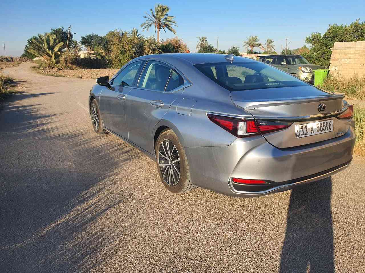 ‎السلام عليكم
‎لكزز  ES300h  2025

 

‎السعر :  310 وبيه مجال 

‎اللوان : رصاصي

‎عداد المسافة : 3800 كم 

 

‎ السيارة مكفولة من اي نواقص كلة بشرط✅

 

‎ملاحظة السيارة :  قطعه وحدة جديدة  صبغ بدون دواخل ✅ 

 

‎المواصفات : 

 

‎فـول فـول مـواصـفـات 1/1

 

‎‏‎فتحة سقف سلات 

 

‎اوتو بارك : Auto Park

 

‎‏‎ابواب بصمة

 

‎‏‎بصمة تشغيل 

‎‏‎شاشة دشبول ديجيتال

‎شحن واير ليس

 

‎كير شفت ستيرن

 

‎هاند بريك بصمة

 

‎اوتو هولد    : Auto Hold

 

‎‏‎اوتو ستوب  : Auto Stop‎

 

‎‏‎رادار امامي (تحديد مسار)

 

‎‏‎رادار جانبي  (نقاط عمياء)

 

‎‏‎رادار خلفي (التحذير من الاصطدام)

 

‎‏‎حساسات امامي

 

‎‏‎حساسات جانبي 

 

‎‏‎حساسات خلفي 

 

‎نظام : Eco

 

‎نظام : Normal 

 

‎كشنات جلد

 

‎‏‎كشنات كهربائي

 

‎‏‎كشنات خزن ميموري 

 

‎‏‎كشنات تبريد

 

‎‏‎كشنات هيتر

 

‎تحكيم ستيرن 

 

‎‏‎ستيرن هيتر

 

‎‏‎تبريد لمس  منفصل 

 

‎مري شفط‏‎

 

‎صندوق كهربائي 

 

‎‏‎لايتات ليد عدسة ذكية عند الاستدارة

 

‎‏‎بكلايتات LED بيلادي

 

‎‏‎ويل كروم

 

‎وبعد هواية مواصفات…

 

‎‏‎‏‎للاستفسار اكثر الاتصال علی هذا الرقم 

☎️ [***********]

‎ واتساب 

‎عنوان بابل - المسيب
