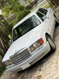 مرسيدس ١٩٩١ • بدون حادث • وارد يابان