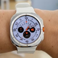 Samsung Galaxy watch ultra غراضهة كاملة نظافة 100%  للاستفسار یرجی الم...
