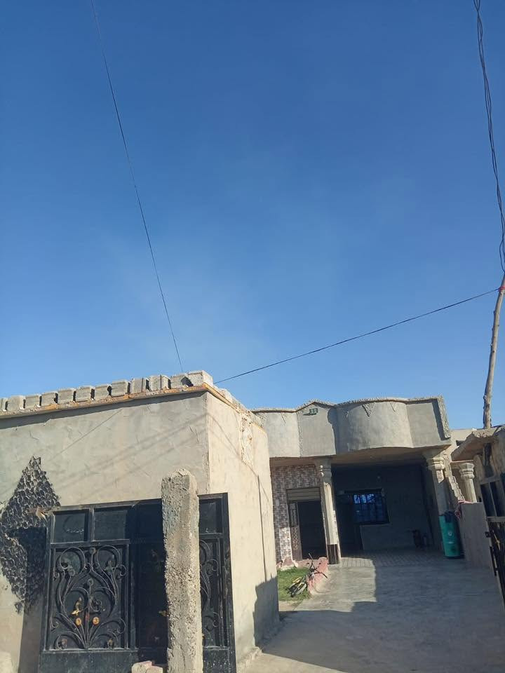 بيت للبيع في أعويجيلة

* مساحة القطعة: 300 متر مربع.
* البناء شبه مكتمل، والمتبقي فقط تنفيذ السقف الثانوي.
* مناسب للسكن أو الاستثمار.
* السعر: 40 وبي مجال.
* للتواصل: (***********)
