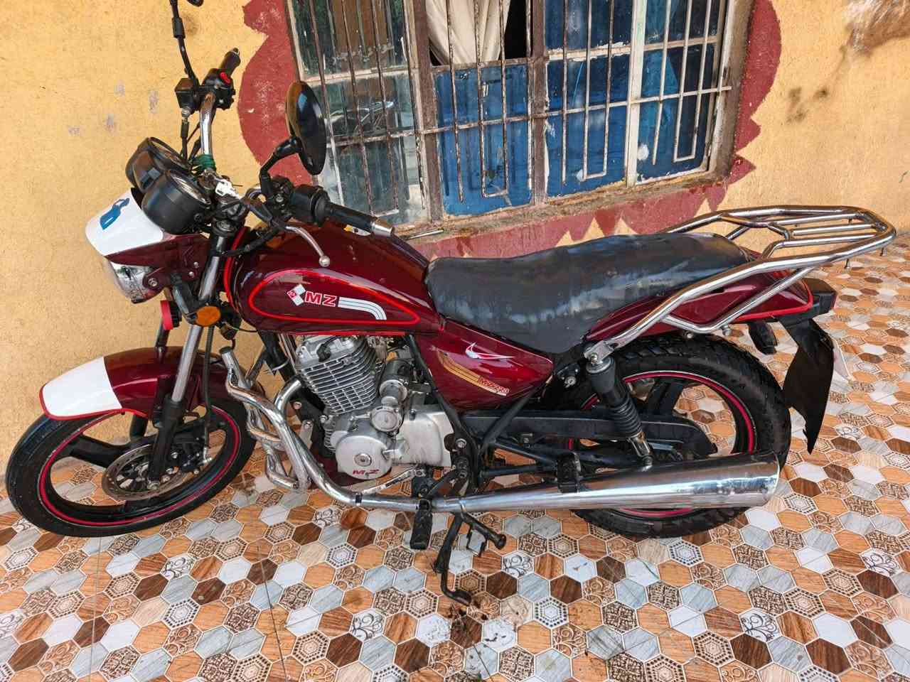 سلام عليكم دراجه Mz للبيع موديل 20 محرك 223 السعر مليون و 100 وبي مجال قليل لاستفسار ***********
