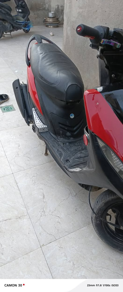 ماكس عدله دراجه كلها بلاد كفرات وياها ٢ 
كهربائات كلها شغاله السعر٥٥٠قفل الشراي يتصل ‏‪***********‬‏ عمارة, ميسان
