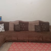 ديوان للبيع بسعر 100 الرقم 07507839105