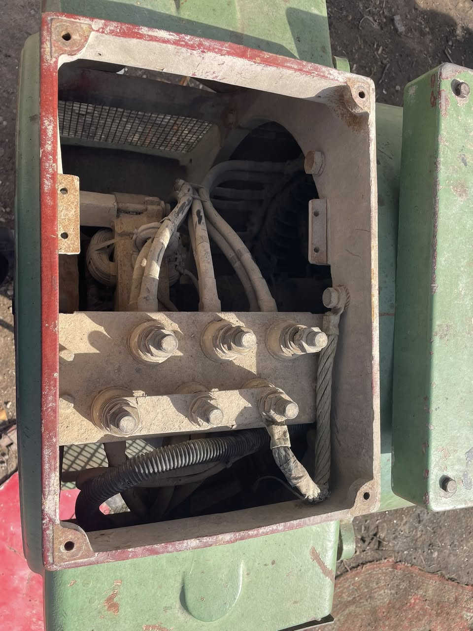 السلام عليكم توليد  للبيع. 500 كيفي بلادي ماملفوف  شغال     بغداد المعامل الحسينيه    ***********
