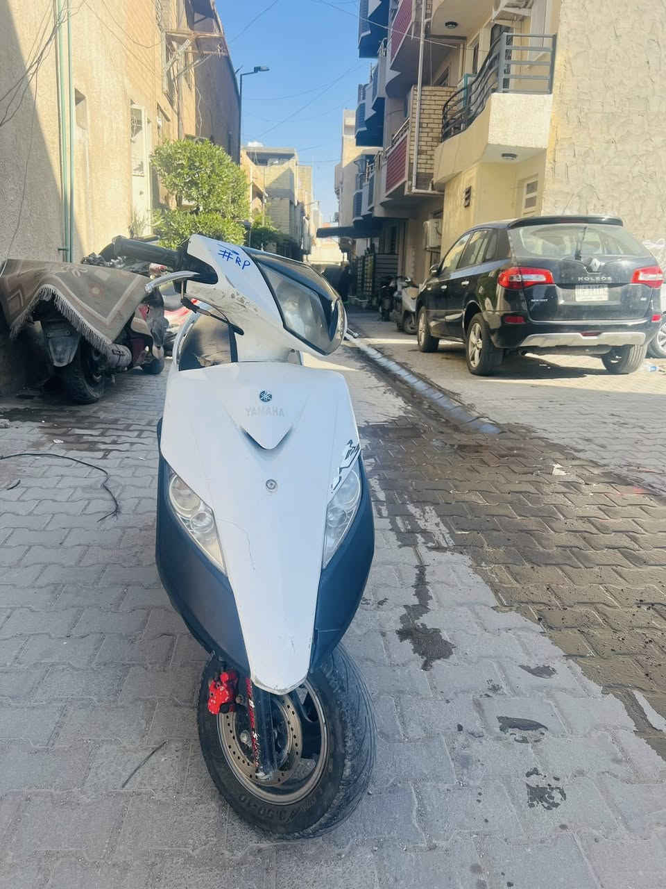 سلام عليكم دراجه ماكس ثعلب 140 كلش نضيفه 
كهربايات كله شغاله المكينه خرسه برغي واحد ما مفتوح بيه الدراجه بعده عله وضع الرنبه وشلعه ومعدل نكره سلف بكل وكت ( السعر575 ) وبيه مجال للطيبين المكان الاعضمية /*********** /
اتصل ودلل
