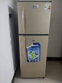 ثلاجه  للبيع (8)قدم مثل ماواضح  بصوره جديده قبل شهرين اخذتها  الله شاه...