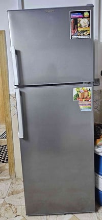 ثلاجة • ٢٨قدم • مستعملة شهر