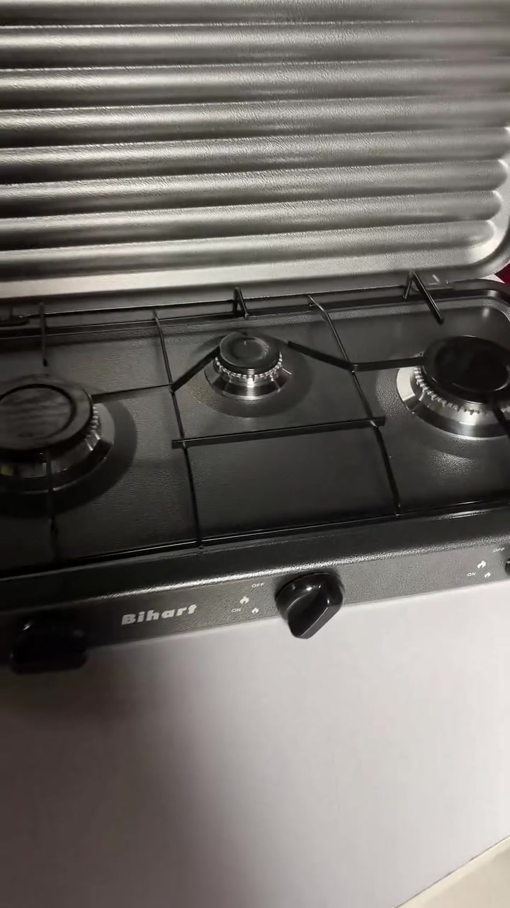 🔥🍳 طبخ سريع بكل مكان ويا طباخ الغاز العملي من Bihart!

تصميم فاخر وصغير، مثالي للبيت والرحلات، يوفر طبخ سريع وأداء قوي مع استهلاك قليل للغاز 💨

خفيف وسهل الحمل، مناسب للمطابخ الصغيرة والسفر 🏕️✨ السعر 25الف وبيه مجال للمشتري


**إذا كنت صاحب هذا الإعلان وتريد حذفه لأي سبب، رجاءا أرسل رسالة إلى الدعم الفني**