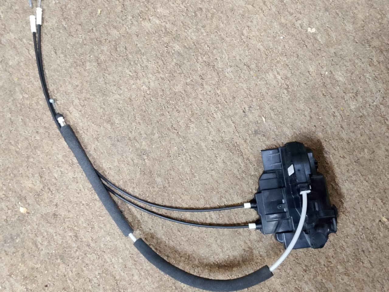 قفل جنطة مال سيارة ما ادري مال شنو ب 12 الف


**إذا كنت صاحب هذا الإعلان وتريد حذفه لأي سبب، رجاءا أرسل رسالة إلى الدعم الفني**