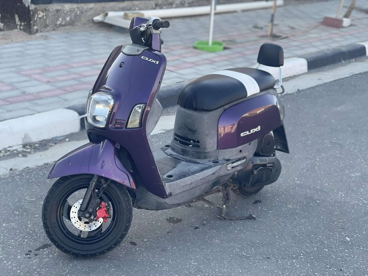 سلام عليكم , دراجه بوليس للبيع موديل 2008
كابريتا مكفوله من التاير لتاير مكينه ناعمه وخرسه وخير من الله برغي واحد مامفتوح 
الرقم : ‭***********‬
المكان : كربلاء محطه سما كربلاء
السعر 950 مع المجال
