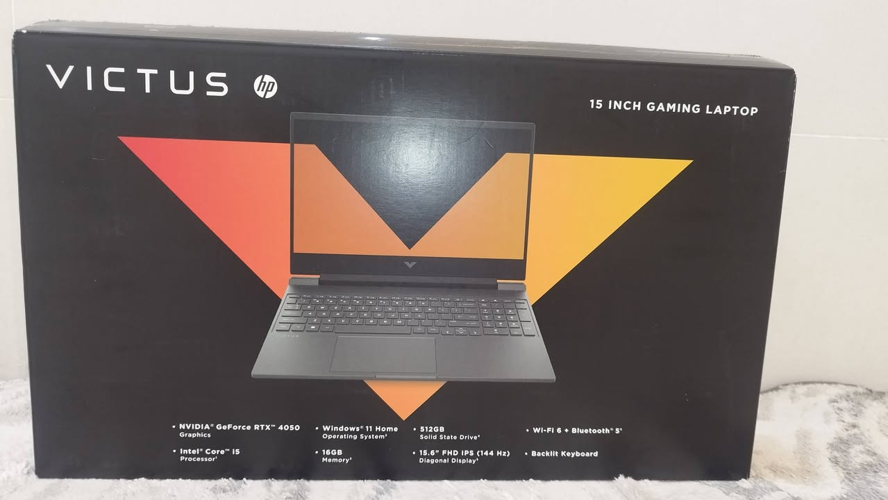 HP Victus 15

لاپتۆپی تازە و هەرزانترین نرخ 

لاپتۆپی گەیمینگ و هەندەسی بەردەستە
لاپتۆپەکە نوێیە لۆک ، کەپسە و پاکەتەکەی هەڵنەپچڕاوە !!!!!

​CPU: Intel Core i5-13420H (Up to 4.6 GHz, 8 Cores)

​GPU: NVIDIA GeForce RTX 4050 (6GB GDDR6)

​RAM: 16GB DDR4 RAM

​Storage: 512GB PCIe NVMe SSD

​Display: 15.6" FHD (1920 x 1080) IPS, 144Hz

​OS: Windows 11 Home
​Color: Mica Silver
​Key Features: Backlit keyboard (with numpad), Wi-Fi 6, and B&O Audio

نرخ : $730 
گەیاندن بەردەستە بۆ هەموو عراق 
whatsapp : ***********
