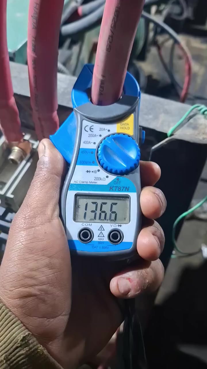 شتاير 12ولف مكينه ناعمه تبخر وتصرف 
سعر 10$


**إذا كنت صاحب هذا الإعلان وتريد حذفه لأي سبب، رجاءا أرسل رسالة إلى الدعم الفني**