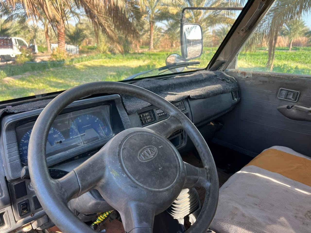 السلام عليكم كيا 96 دبل قماره سياره نظيفه كلش من كشر مكينه حداديه
باور كله شغال رقم كربلاء مشروع وطني سن يه جديده 
السعر 60 الاتصال على الرقم ***********
