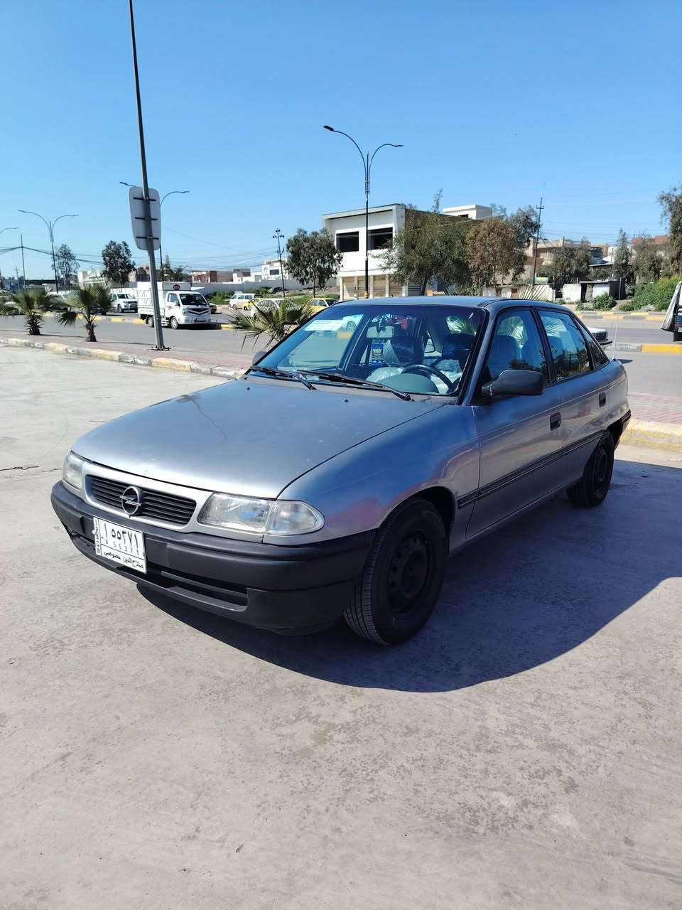 للبيع استره موديل (1995) المحرك والكير شرط حجم (16) تبريد جامات كهرب أستيرن بور كابون بانزين صبغ السقف مال تقحيل وجاملغات الأمامي فقط بدون ضرر وبدون دواخل  سياره جاهزه مايعوزها مصرف طخم أمامي خلفي جديد رقم الماني(صلاح الدين)سنويه عظم شرعي بل موصل السعر (45) رقم الهاتف(***********)
