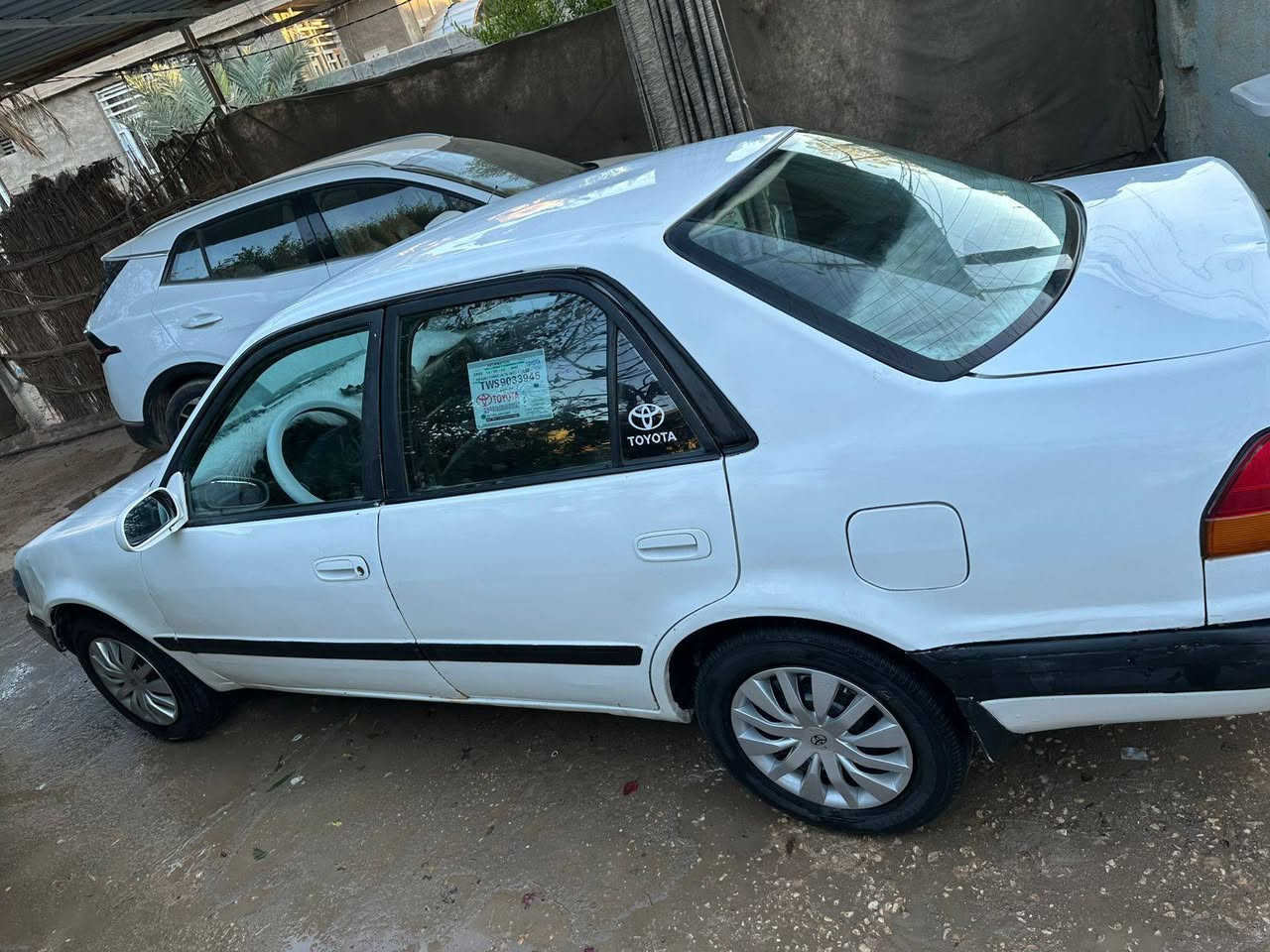 كورلا
موديل /١٩٩٦ بزون

رقم بغداد انكليزي باسمي 

 هزه جديدة 

تحويل مباشر 

منظومة بانزين جديدة نوزلات بلكات واير بلكات حساسات كامله شغاله وجديدة

محرك لاتنقيص ولا تبخير 

صبغ كم قطعه ابيع حزام مو( عام )

تبريد شغال 

حدادية حلوة 

باتري جديد 

دوشمه جديده

كهربائيات كلها شغاله

سيارة نص نكرة 

مناقصها شي

معروضه ٥٨ وبيها مجال كلش كلش  قليل  حك الجية

***********
مكانها كربلاء
