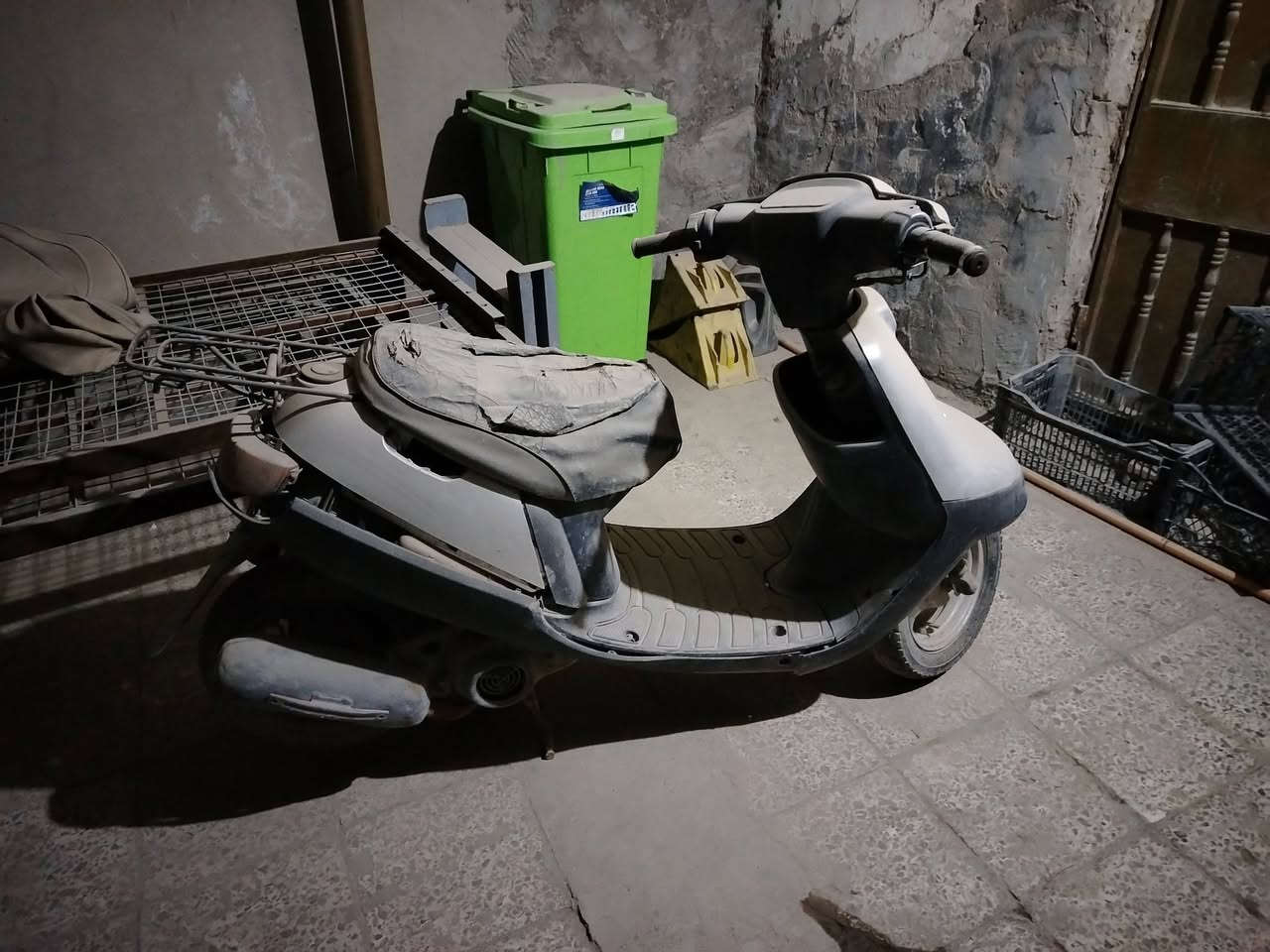 السلام علیکم دراجه زعره للبيع جوم حديد السعر ١٢٥ بيه مجال بصيط اتصل ع الرقم غير متواجد ع الفيس *********** مكان الديوانية مركز
