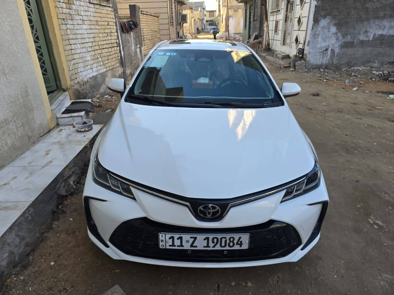 السلام عليكم كورولا موديل 2025 هايبرد للبيع  فول مواصفات مكفولة كفالة عامة ماشية 20 الف 
بصمة + فتحة + رادار + توقف ذاتي +تحكمات ستيرن+تبريد قطعتين +نضام اوتو هولد + سايد بريك كهرباء + داخل جلد  
 ويل كب
السيارة مكانها كربلاء
السيارة مكفولة من الضربة والطخة بيها تكحيلتين فقط باقي السيارة مكفولة كفالة عامة سعر ١٥٨ 
***********
