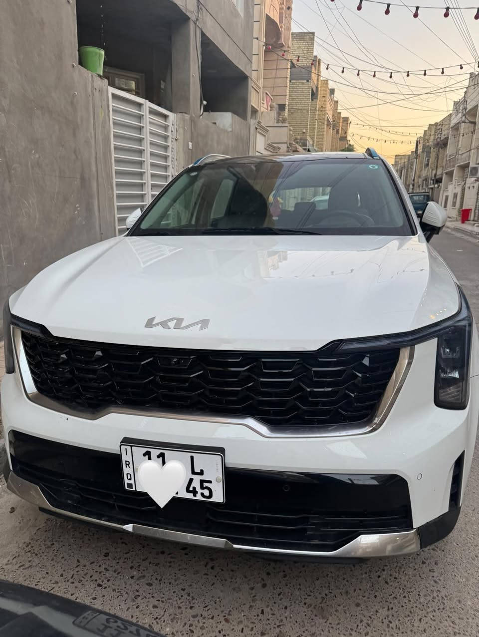 السلام عليكم
كيا سورنتو 2025 فور اكس اعلى فئه ب السورنتو  ضمان الدولي 

السياره مكفوله كفاله عامه من الشخط 

ماشيه 23 ألف 

مكان السياره بغداد البلديات 
***********
