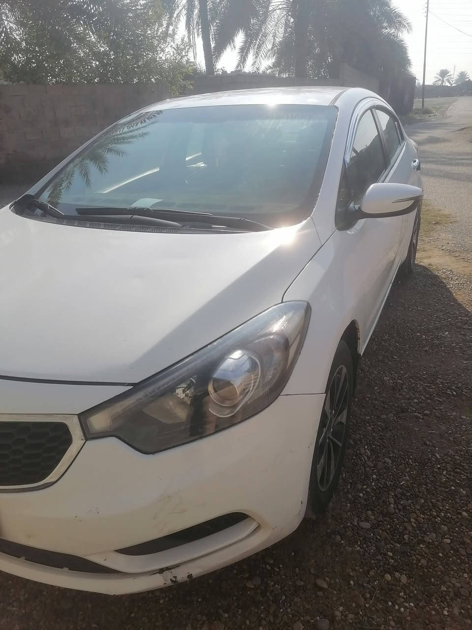 سيراتو موديل ١٤ هزه سنويه جدد رقم شمالي تحويل مباشر كير مكينه خير من الله مكينه ١٦٠٠ دوش بيهه طخه بسيطه بالحوض بعدهه ما معمره بالصفحه مو داخل الحوض كلش بسيطه تبريد تدفئه كله شغال تخم تاير جديد صدر حلوو سونار مرفق بالمنشور السعر ٩٨ وبيهه مجال  حك جيتك مكاني بغداد التاجي
***********
***********
