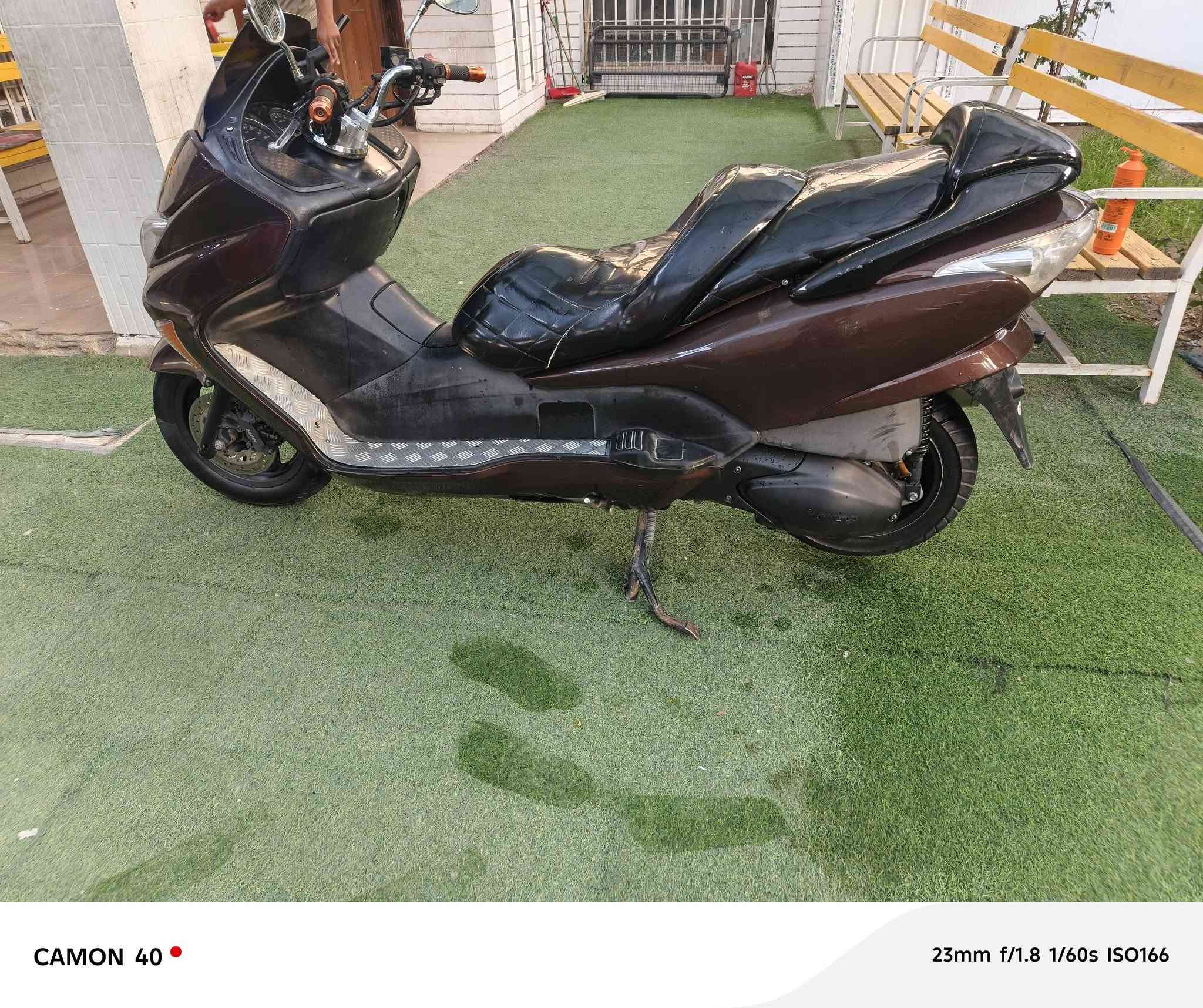 يالله السلام عليكم فورزه 0/8 للبيع محرك مكفول ممفتوح دراجه نضيفه الدراجه شوفت عينك نكره سلف مكان الدراجه كوت الحيدريه قرب سير وليم  الاستفسار  ***********
