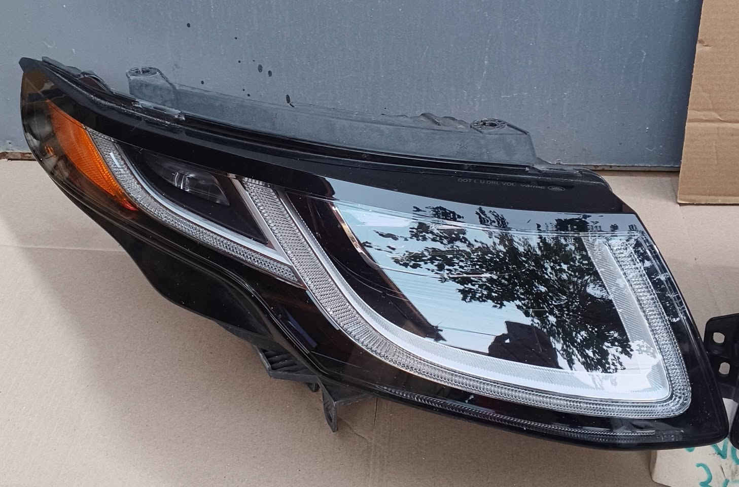 السلام عليكم لايت أصلي تفصيخ أمريكي للاستفسار واتساب توصيل موجود موديل   2016  *********** نظافه فول
