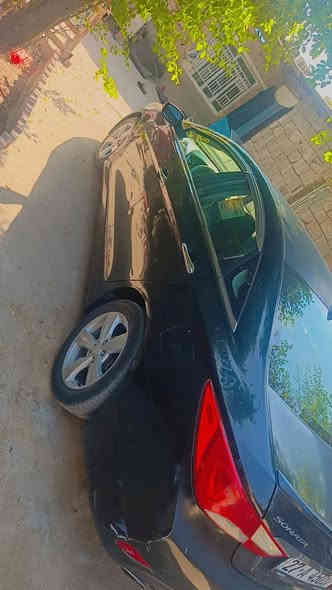 سلام عليكم سوناته مديل 14 وارد امريكي سياره فول مواصفات مكينه 2000 تيربو مكينه جديده ستوا شادله طابوكه كير تمام تبريد واكف طالع الغاز مالته  كهربائيات كامله وجاهزه 
سنويه 28 راعيه يمي موجود سياره بيه جراد قماره وصندوك وبيه جاملق خلفي صفحت العبري بي معجون الربع ماله ماواصل لاتكمه ولا داخل جوا  
وبيه ملاحضات السياره  السعر 95 وترهم مراوس 
***********
