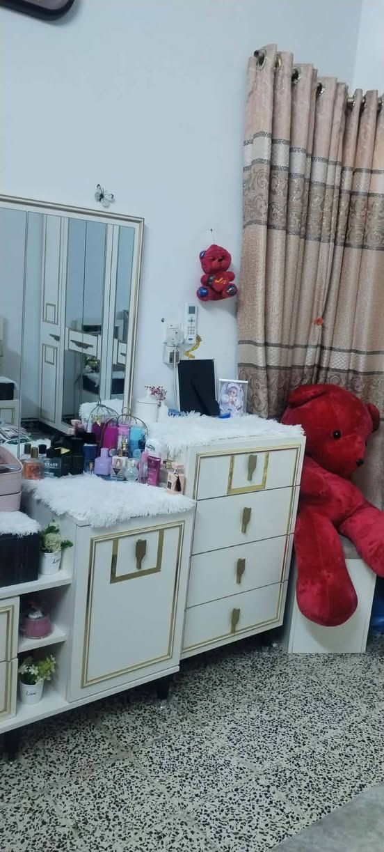غرفه نضيفه للبيع  سعر ٨٥٠ بي مجال مكان الموصل حي قدس الثانيه يم بانزيخانه تاج نينوئ


**إذا كنت صاحب هذا الإعلان وتريد حذفه لأي سبب، رجاءا أرسل رسالة إلى الدعم الفني**