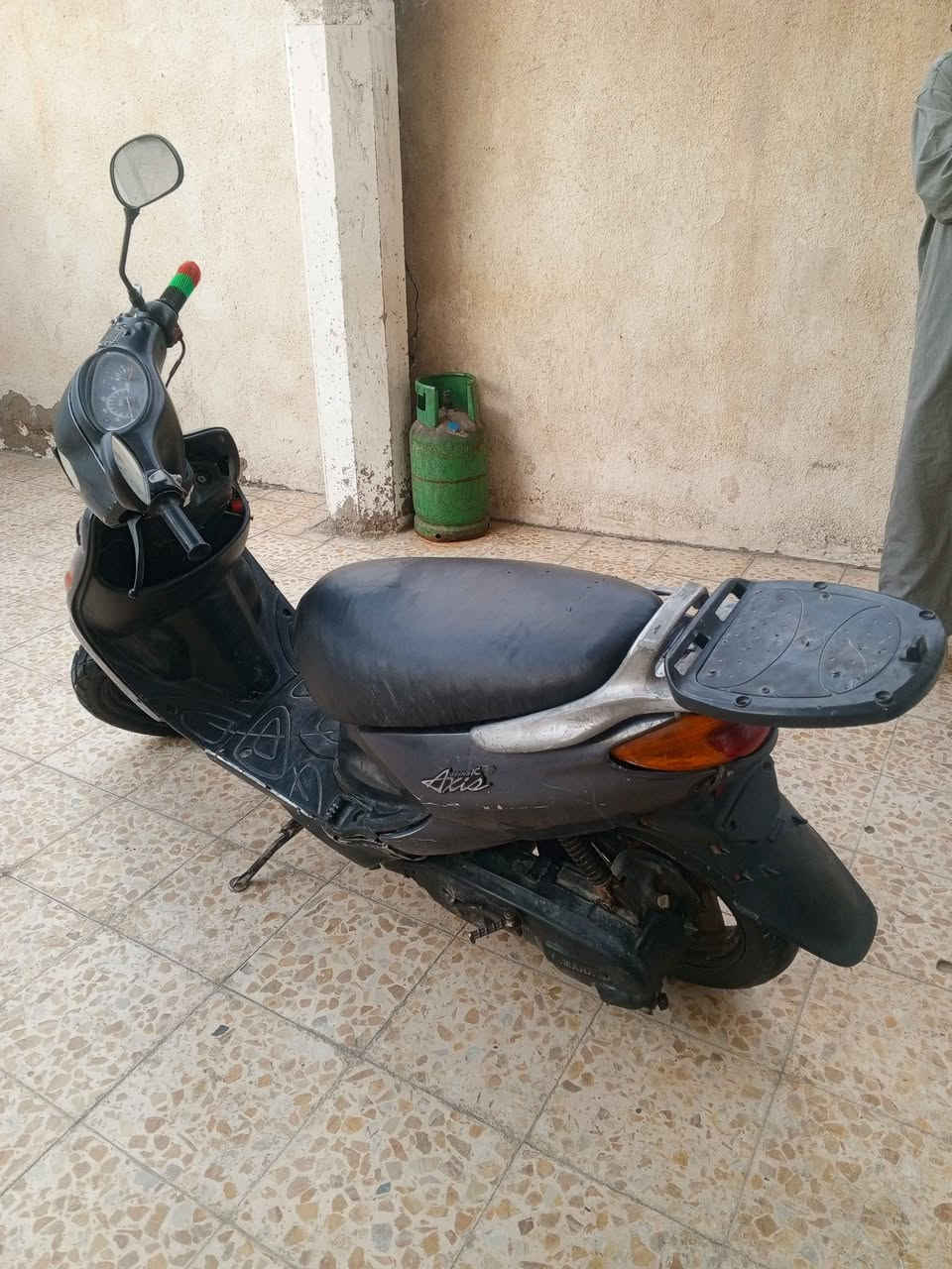 اكزز كراند ياباني نضيفه جدا تايرات بلكارتون كلش سلف هندر لايتات بيها ثنين وثنينهن شغالات سرعه 100ةمكينه بلاد مامفتوحه شرط الفحص كلها شغاله تمام عنوان حيانيه شارع القسم العام السعر 275 بدون عمله البصرة, العراق


**إذا كنت صاحب هذا الإعلان وتريد حذفه لأي سبب، رجاءا أرسل رسالة إلى الدعم الفني**