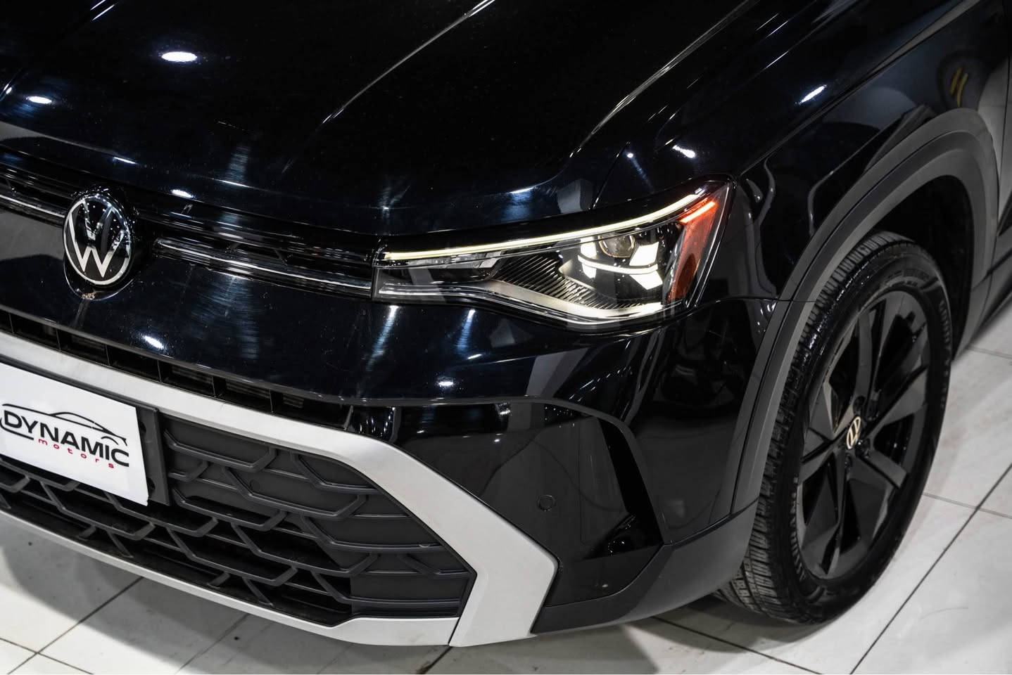 2025 VOLKSWAGEN TAOS
شكل جديد 🔥🔥🔥

موديل :2025
مواصفات : SE
محرك : 4 سلندر
وارد : امريكي
عداد : 39,000ميل
صبغ : فقط قبغ جنتة بجم كبس
ارباك : كل شركة سليم
رقم : ( موقط) ( كاتي)
ناونيشان هةولير جادةي حديد و خشب پيشنگاي دايناميك موتورز
بو زانياري زياتر پةيوةندي بكةن بة وتس اب
*********** أربيل, العراق
