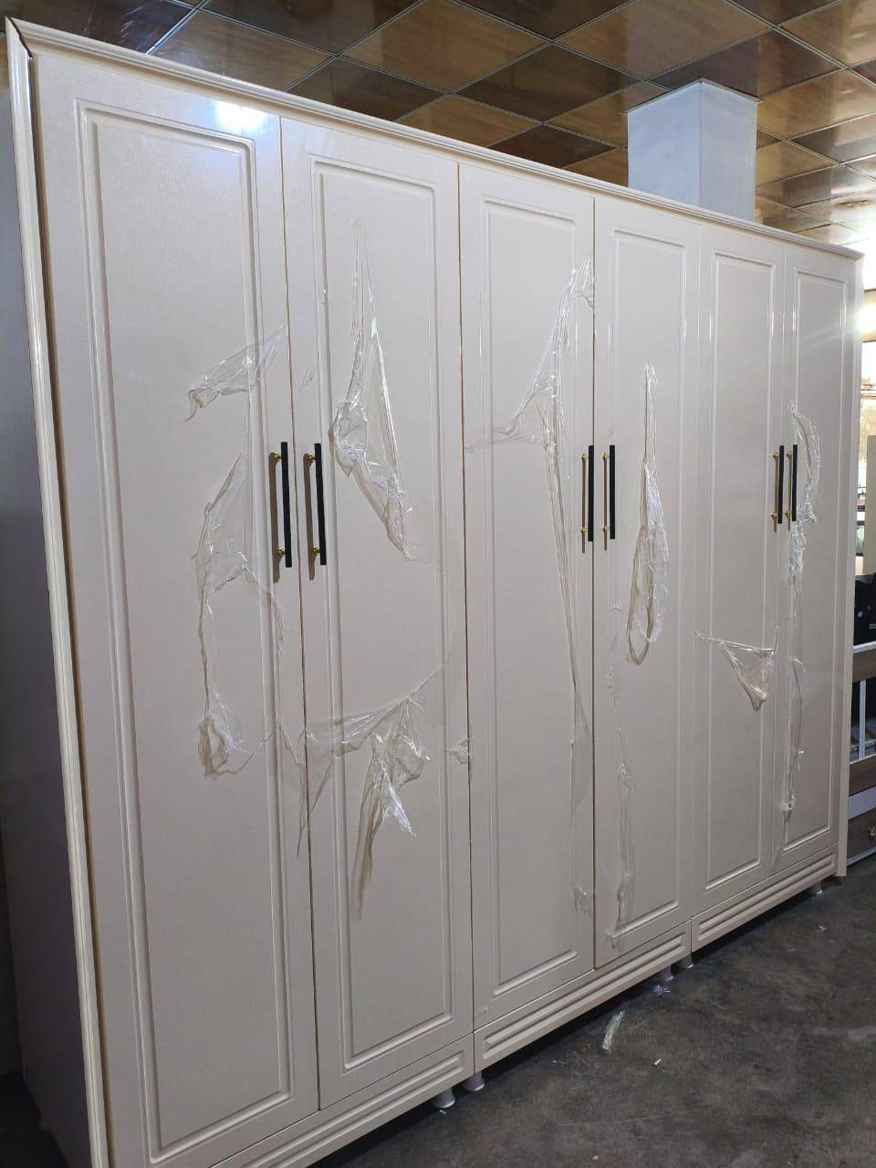 كنتور واجة اج دي اف
القياس ٢٨٠ العرض
ارتفاع ٢٤٠
نزال اي العمق ٧٠
للحجز ***********واتساب خناقين, ديالى
