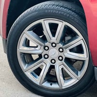 جمسي يوكن للبيع  الموديل:2017  الفئة:SLT  الموصفات:  لايت زنون   نقطة ...