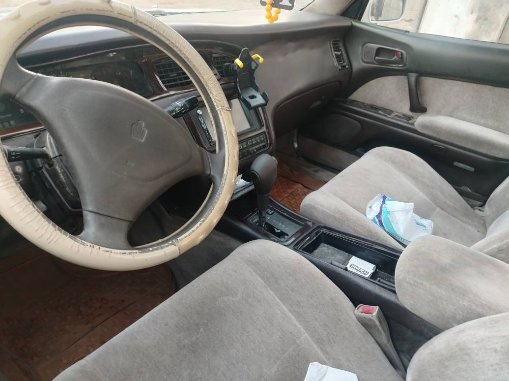 السلام عليكم
للبيع كراون بطة مديل ١٩٩٢
مكفولة من الكصة و نقل جثة و اصوليات
اضمنلك الاصوليات 
السيارة راعيهة موجود بخور الزبير

السيارة حلوة و نظيفة و شوف الصور و تأكد بعينك
السعر٥٨ 

الشراي يتواصل *********** البصرة, العراق
