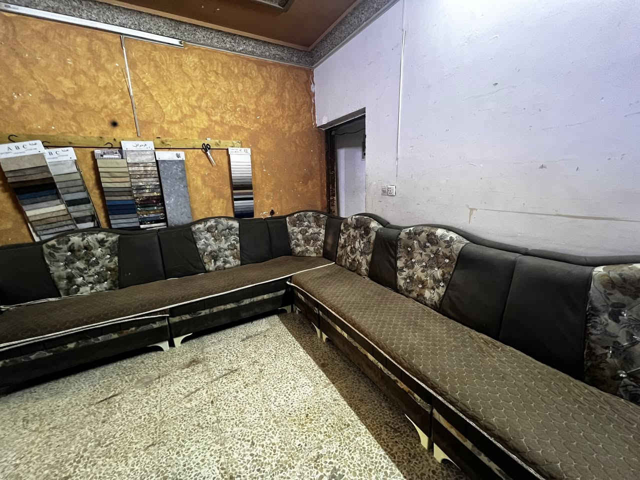 عرض خاص 📍ديوان للبيع حيل نضيف مابي اي عيب 
سبع امتار ونص 
سعره ع خاص وسعر خيالي ❤️‍🔥
***********
