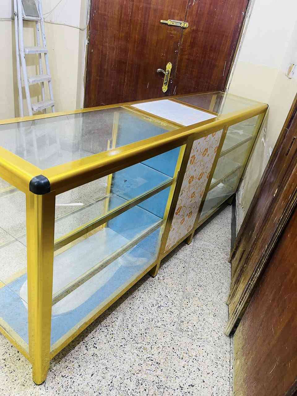 للبيع رفوف نضيفات و بيبانهن موجودات ***********
