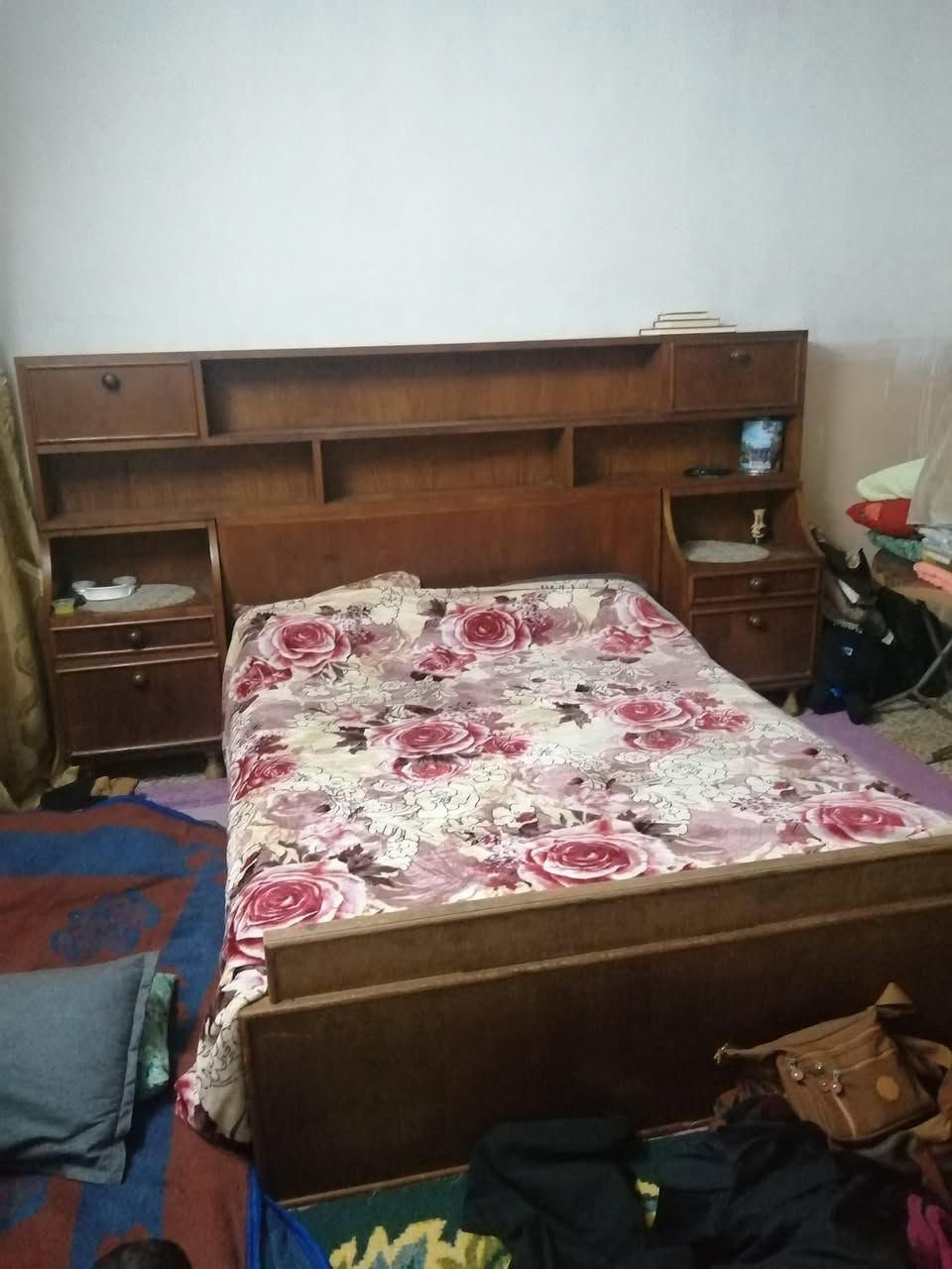 غرفه نوم للبيع سعر 350 الاستفسار على الرقم) ***********
