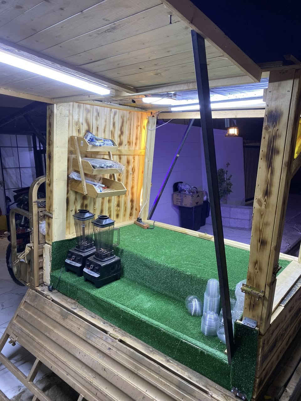 صندوك ستوته للبيع كامل مجهز كلشي يرهم تفتح بي 100 الف قفل واتساب  *********** اربيل بيركوت
