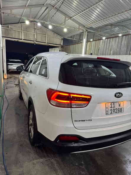 السلام عليكم سورنتو خليجي موديل 2016 فول مواصفات واحد على واحد كويتي رقم بغداد الدولي بأسمي تحويل ثاني يوم هزة جديدة مكفولة من الصبغ والتبديل 
المواصفات 
بصمة 
فتحة بانوراما 
كشنات جلد قرميدي
كشنات كهرباء 
فورويل
شاشة وكاميرا 
وضعيات قيادة
وباقي المواصفات المعروفة للبيع فقط السعر 205 ورقة بيها مجال بسيط حق الجية للاستفسار *********** مكاني بغداد غير متواجد عالنت الشراي يتصل
