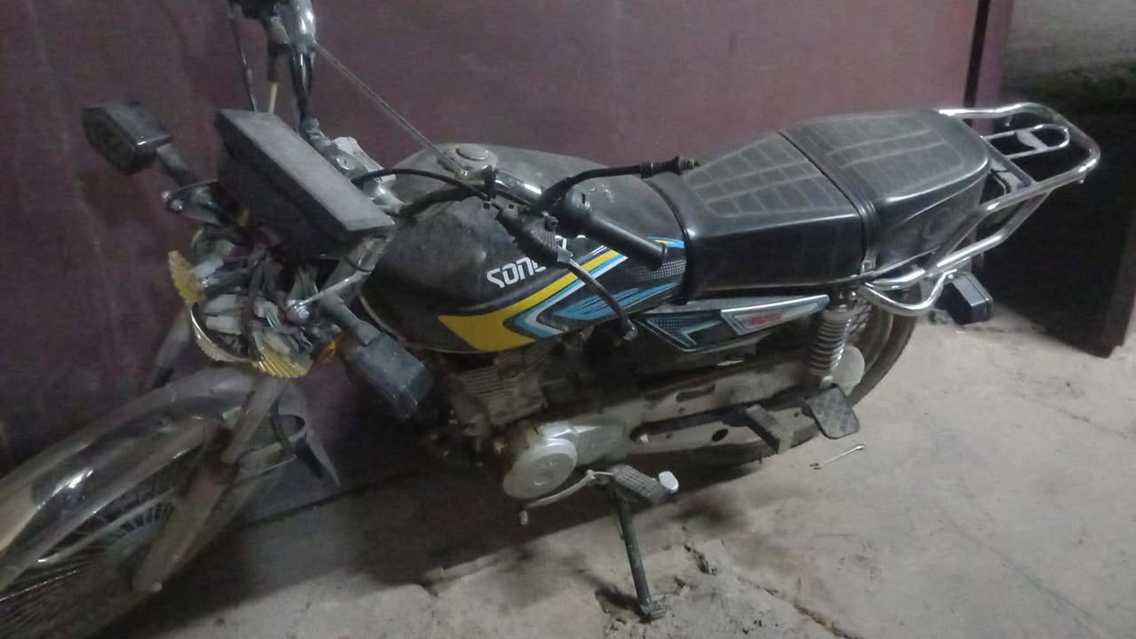 السلام عليكم دراجه نضيفه للبيع بغداد سيديه ***********بي وتساب
