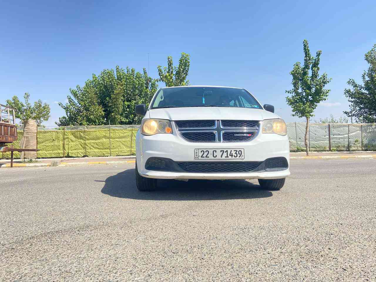 السلام عليكم
دوج كرفان موديل 16 للبيع 

تبريد ثلاث قطع 

جام كهرباء 

منضومه غاز 80 لتر 

السيارة باسمي 
تخم اطارات نكسن كوري قبل عشرة أيام شاده 
حادث السياره باب السائق+الباب سلايد 

السعر 138$

***********
