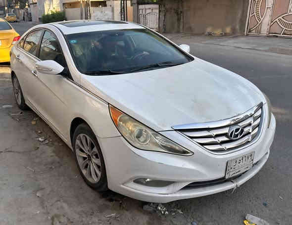 لسلام عليكم سوناتة للبيع مديل ٢٠١١ بغداد بسمي سعر ١٠٠   وبيهة مجال بغداد الكمالية رقم ***********
