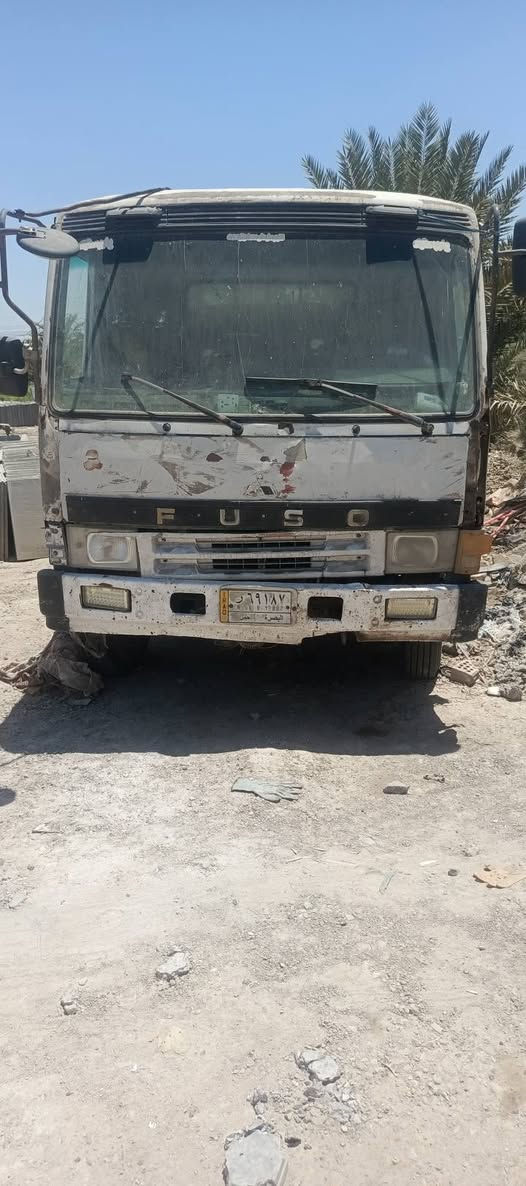فوسو مربع السياره عاطله الكير منزل يعني عاطل اله تبديل قماره تعبانه مكينه 15عادي بيه بدايت تبخير بم ونوزل جديد تخم تاير جديد شاصي مكفول رقم بصره سنويه لل27 ياله تنفذ السعر ما تتوقعه انتصل خاص ما اجاوب ***********
