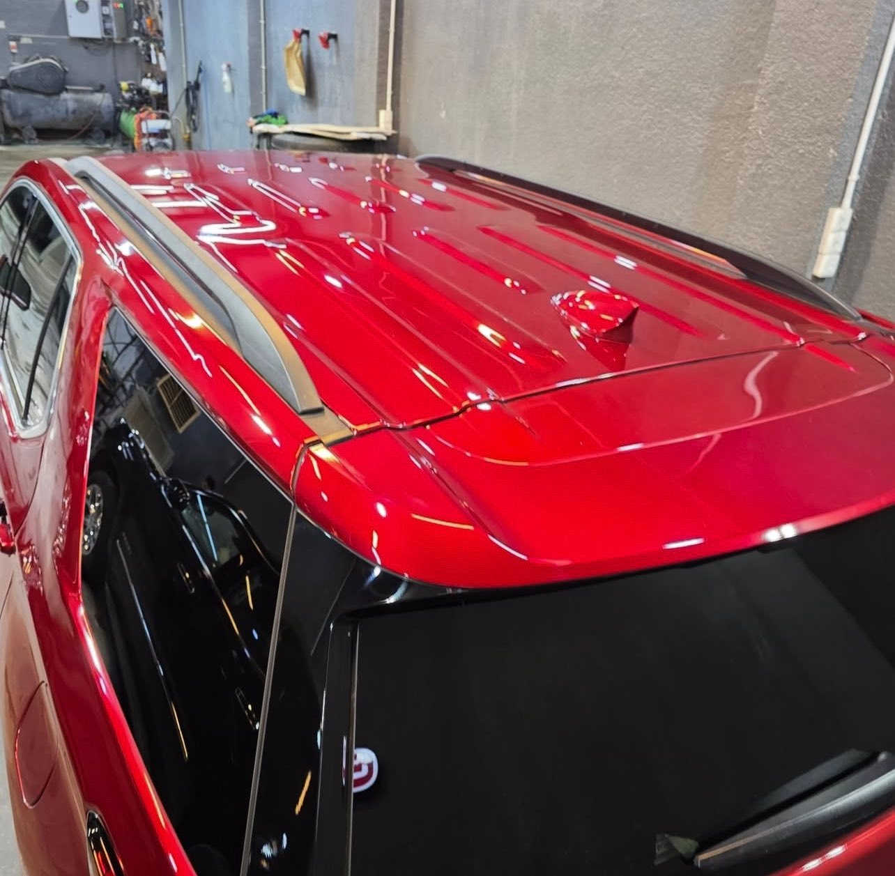 شوفر ليت ترافرس 2023
LT
شاشة كبيرة 
كشنات فصل 
7 راكب 3قطع تبريد 
البجم كفاله 
الحادث بيبان ثنين
السعر 245 
رقم حره ميسان


**إذا كنت صاحب هذا الإعلان وتريد حذفه لأي سبب، رجاءا أرسل رسالة إلى الدعم الفني**