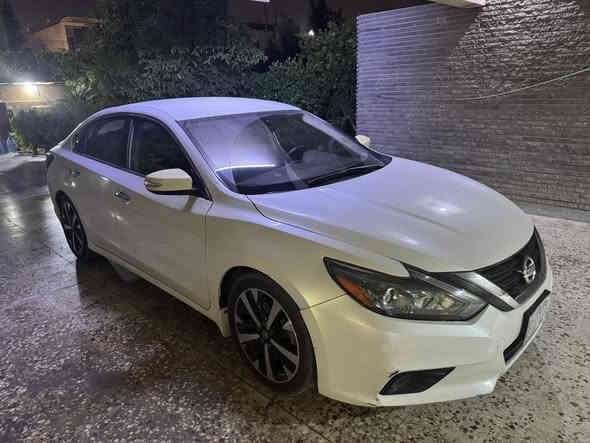 نيسان التما SR 2018

بدون حادث !!
بجم كبس صندوك كبس 

فول مواصفات عدا الفتحة 
بصمة، تشغيل عن بعد، كامرة خلفية ، مثبت سرعة ،   بصمة باب، تبريد ثلج 
محرك 2.5 صرفيات قليل 

سيارة نشطة كلش 
مابيها اي حادث سيارة جانت مشكلتها ميكانيكيّة من المزاد
وتم تصليحها
 بيها صبغ بدون قطرة معجون للجمالية فقط 

صور المزاد والسونار مرفقة بالمنشور 

سيارة نظيفة مابيها اي نقص مجرد طخات بسيطة وخدوش  مصورهن كلهن 

ماشية 105 الف

المكان بغداد حي الجامعة 

السعر 120$

بالخير على الياخذها

*********** للتواصل
