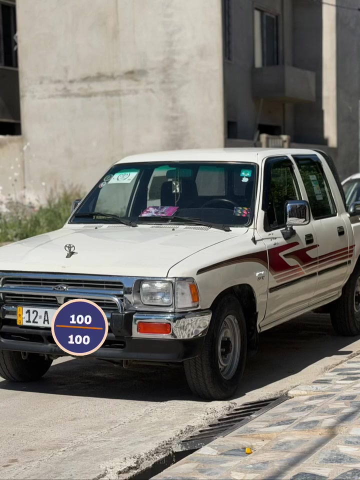 بيكم موديل 1990محدث 97 مبدل ثلاث قطع بيه كمى موضح فاالصوره .طخم جديد دبلات جديده طخم تاير جديد باتري جديد كابون الكتروني. 
للتواصل📞
***********
